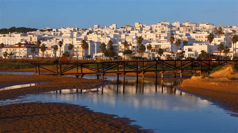 zaragoza conil|Tren Zaragoza a Conil de la Frontera desde 20,05€